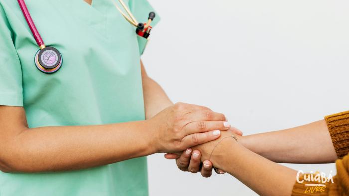 Enfermagem em alerta: direitos no home care não podem ser ignorados — vínculo sem registro é ilegal e expõe profissional a riscos