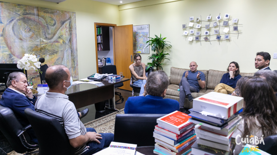 Prefeito e desembargadores articulam ações para fortalecer acolhimento social em Cuiabá