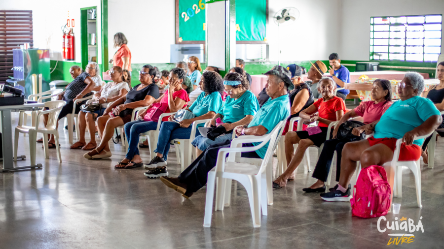 Prefeitura de Cuiabá promove Cine Pipoca e amplia ações de convivência e bem-estar para idosos nos Centros de Convivência